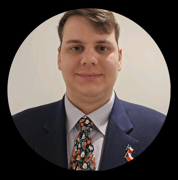 Portrait of Adam Hanzel